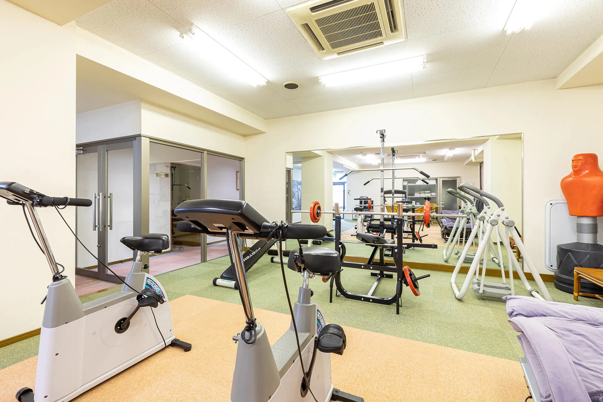 フィットネス完備